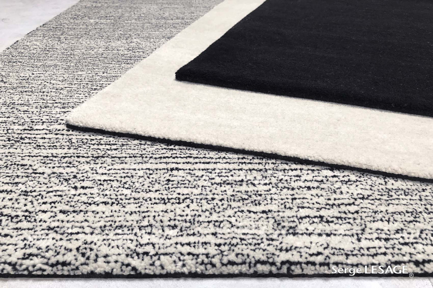 Carnegie Noir 170X240