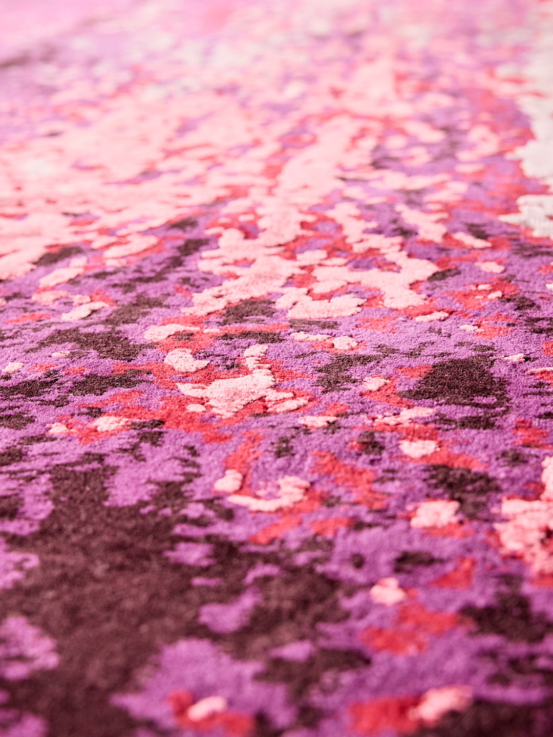 Earth cardinal red rug