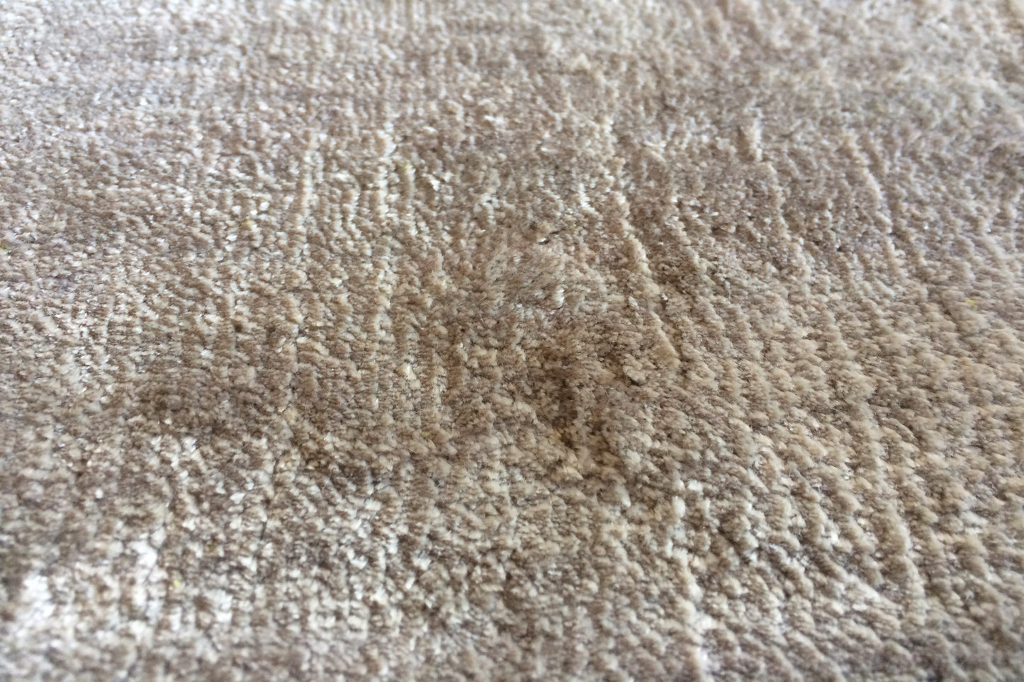 détails tapis tissé main écru