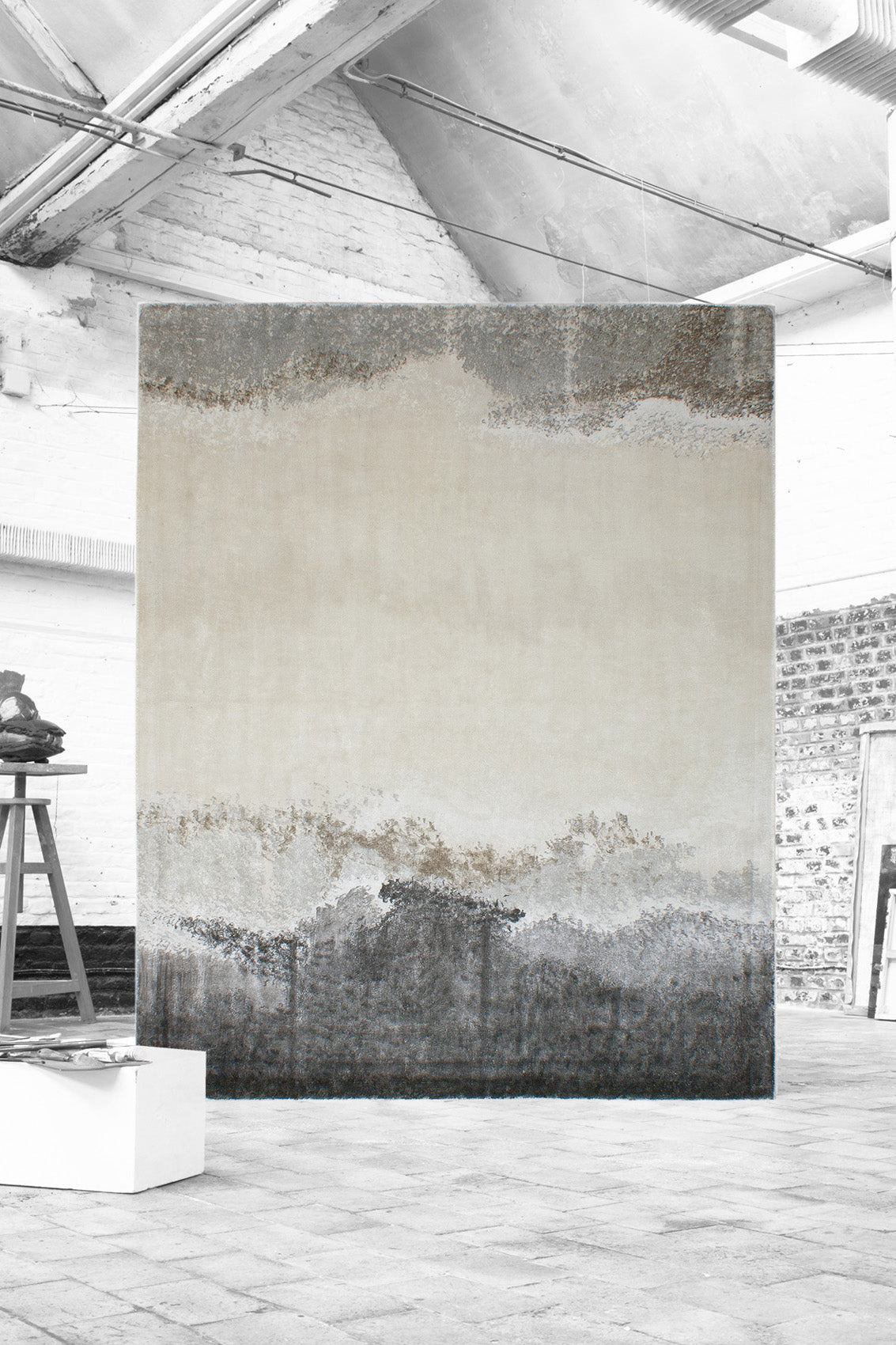 ambiance tapis tissé et imprimé main noir gris beige écru