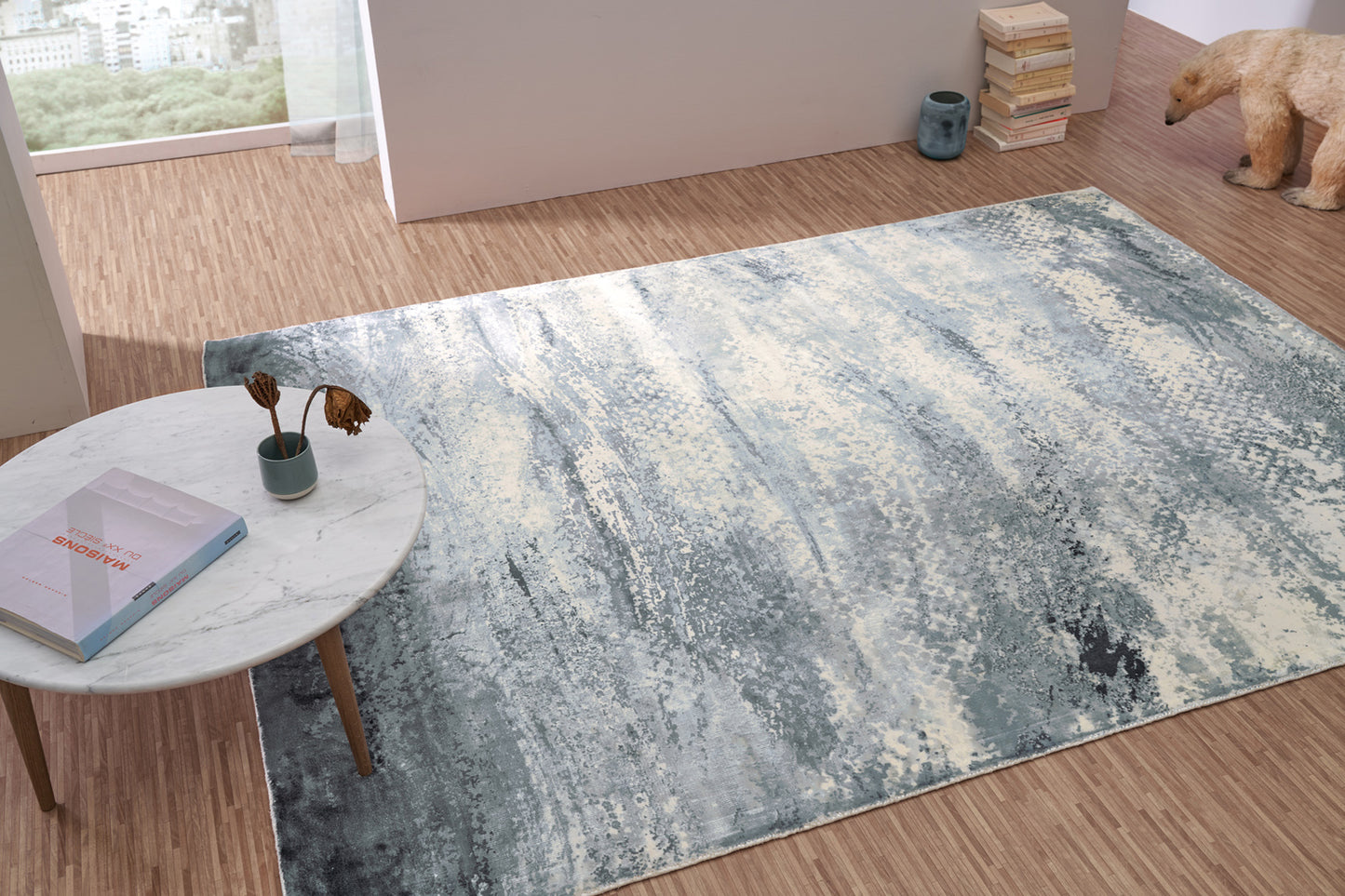 ambiance tapis tissé et imprimé main bleu gris blanc