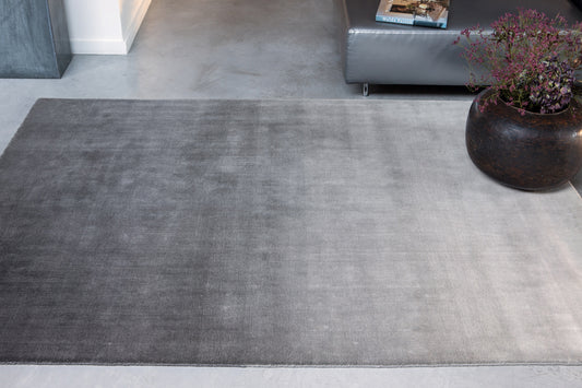Tudor grey rug