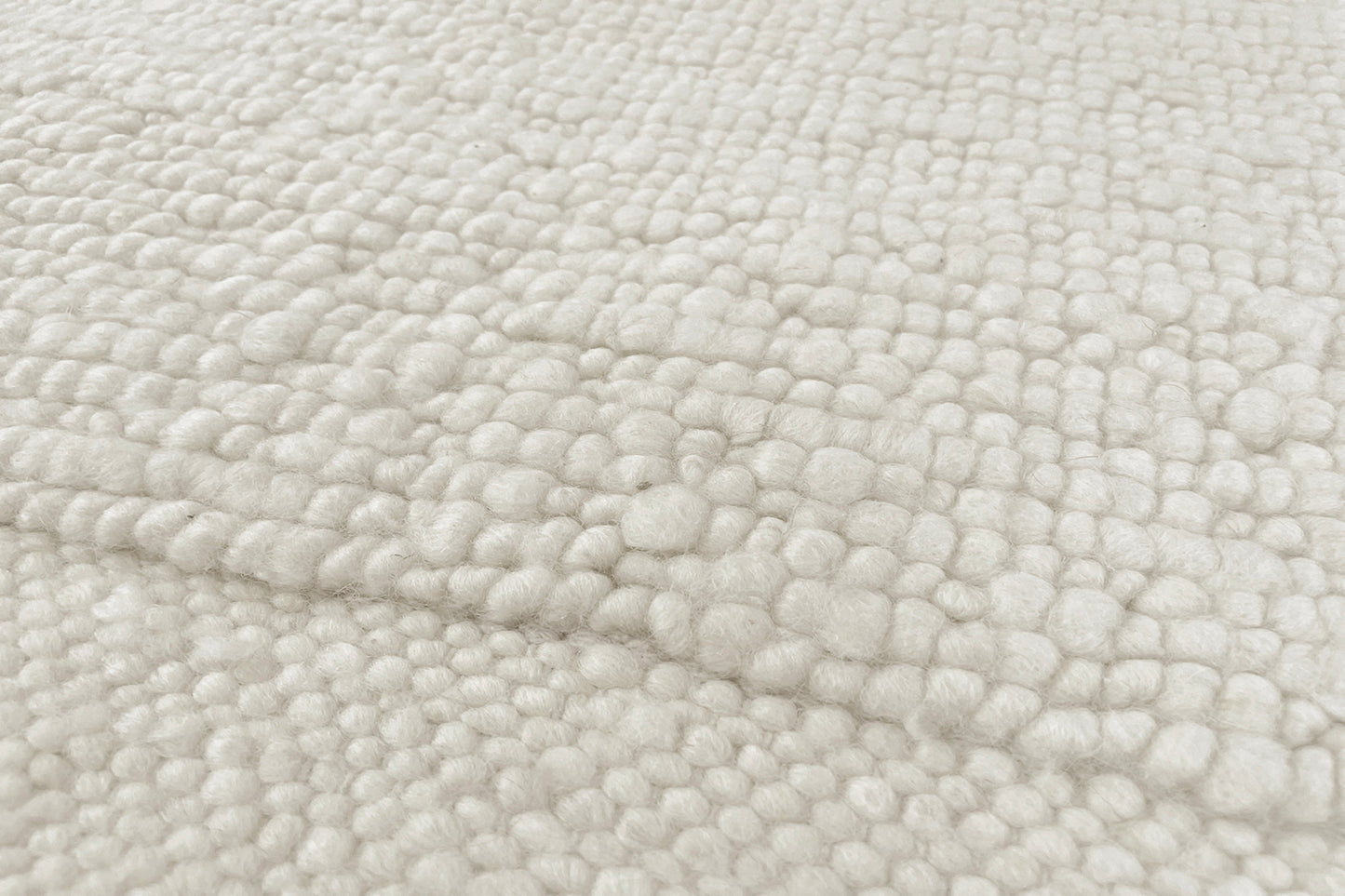 Cocoon I white rug