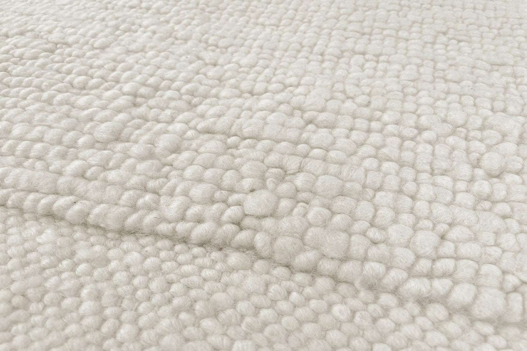 détails tapis tissé main blanc