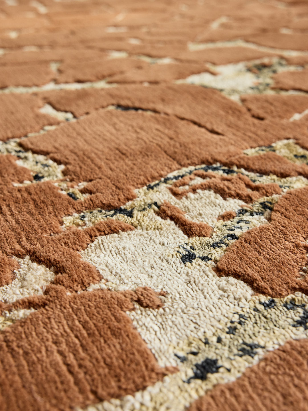Tapis Kintsugi acajou