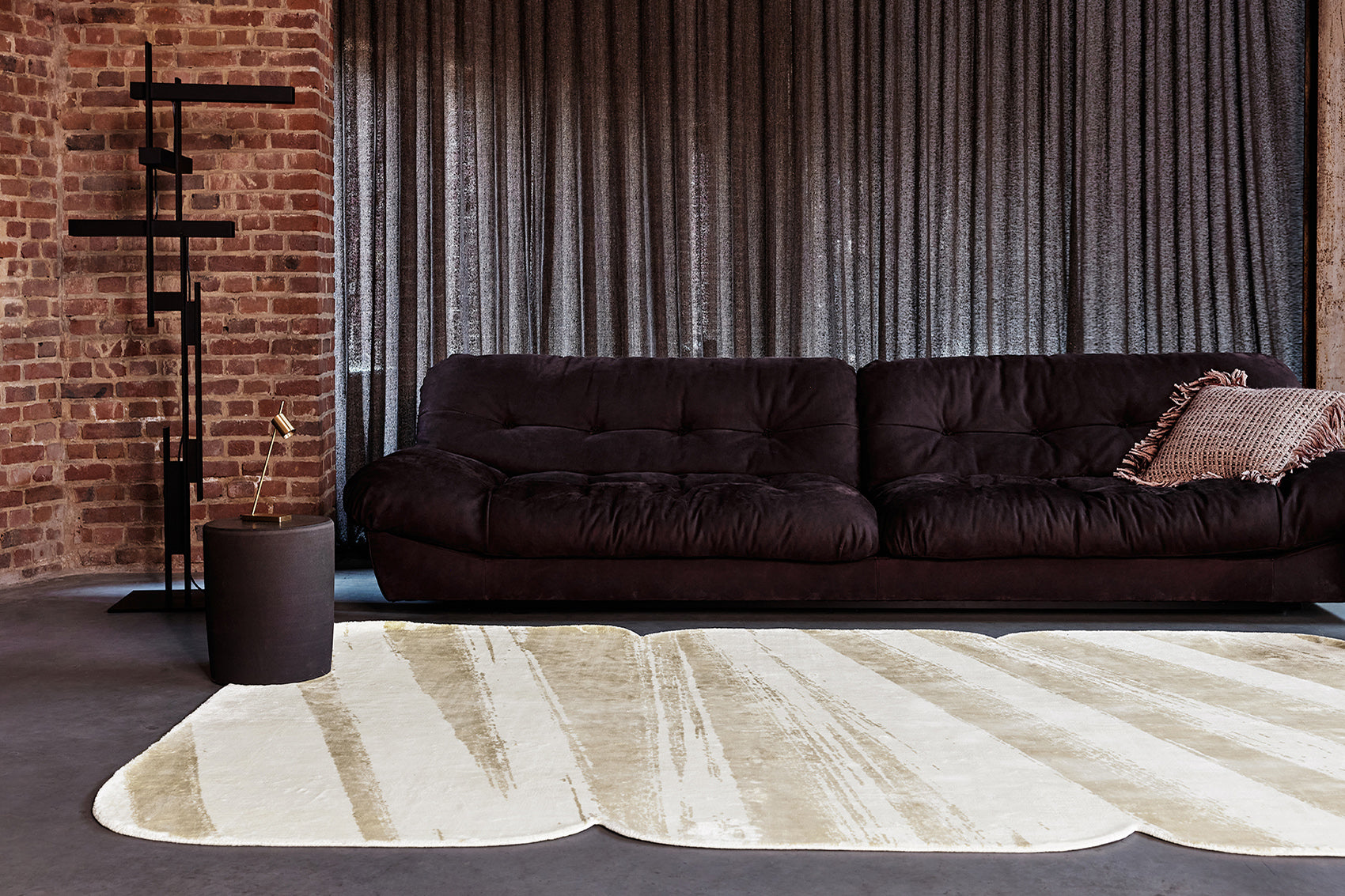 ambiance tapis tissé et imprimé main écru