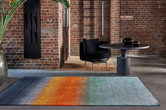 ambiance tapis tissé main multicolore bleu jaune orange vert