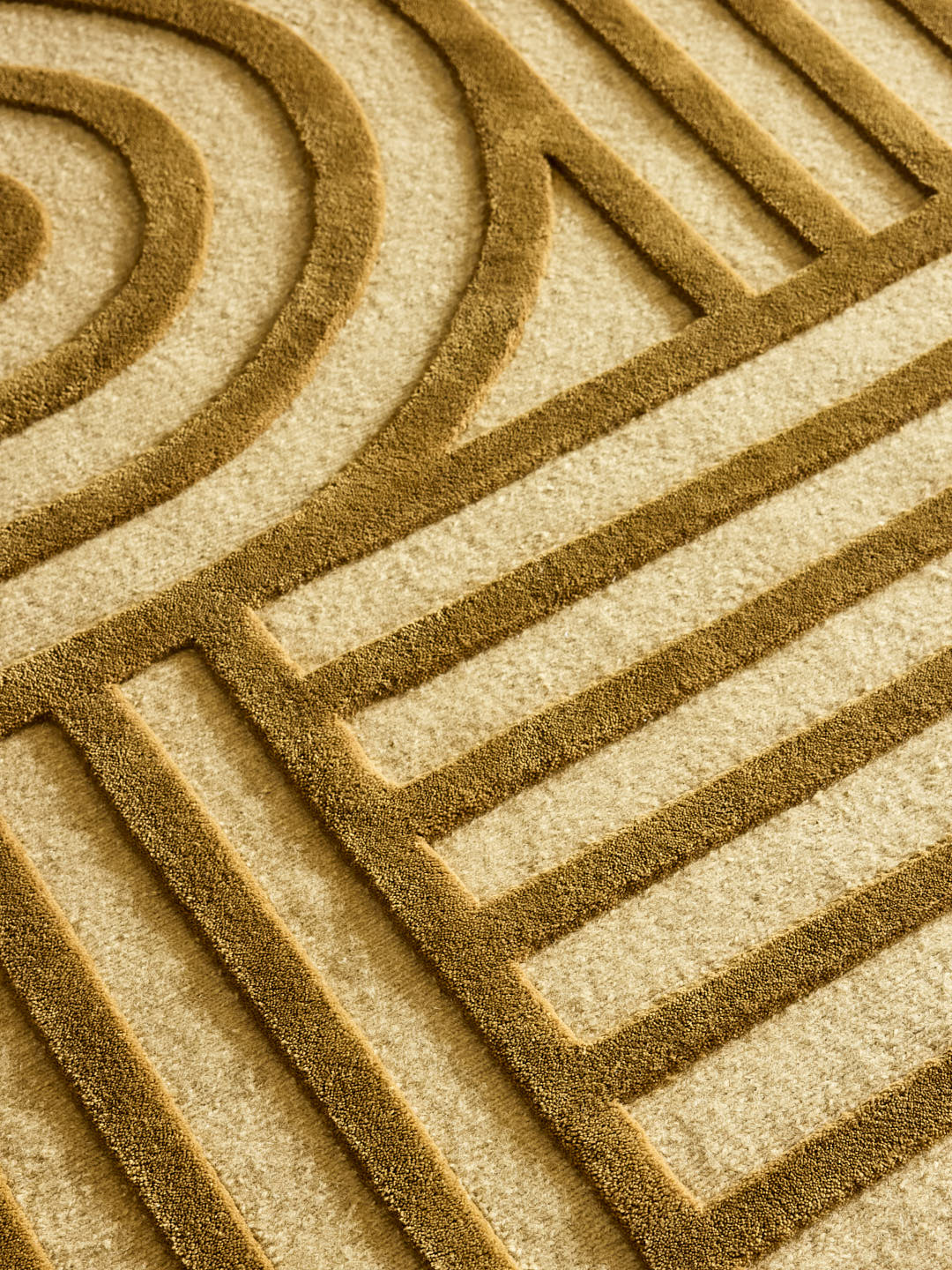 Nowee mustard rug