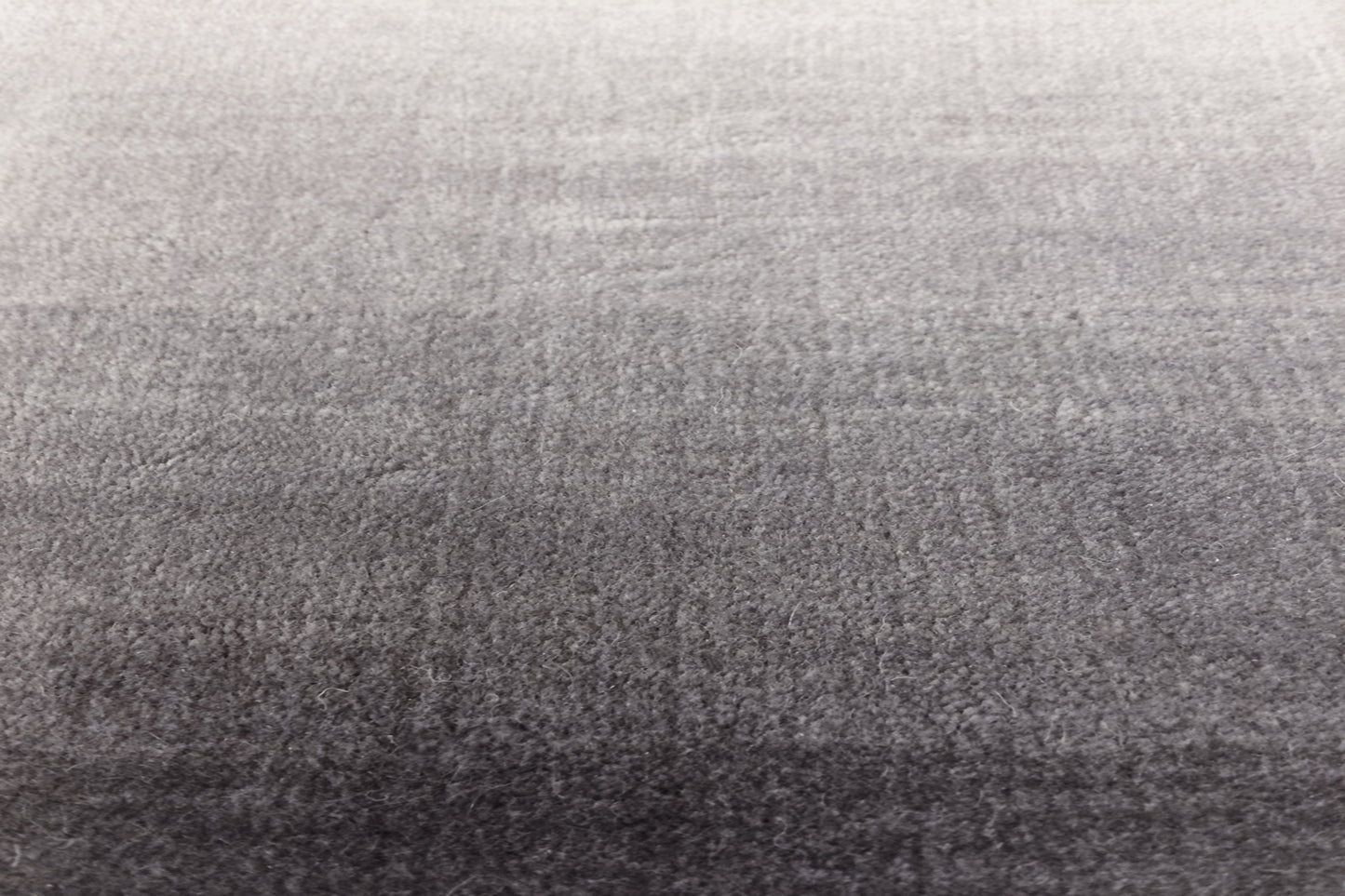 détails tapis tissé main gris noir