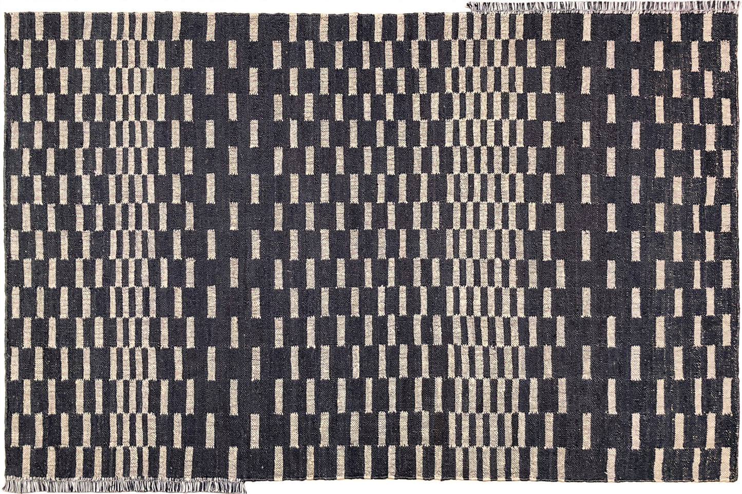 Vibration 2 black & white rug