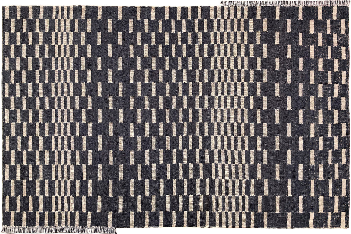 aplat tapis tissé main noir blanc écru